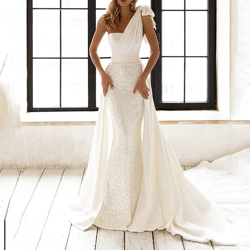 Vestido de moda ajustado con lentejuelas blancas