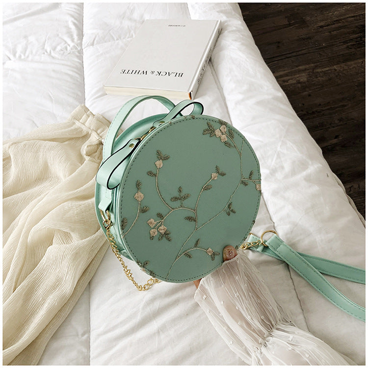 Bolso de corazones con encaje